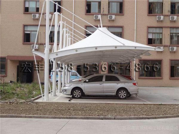 膜結(jié)構汽車棚